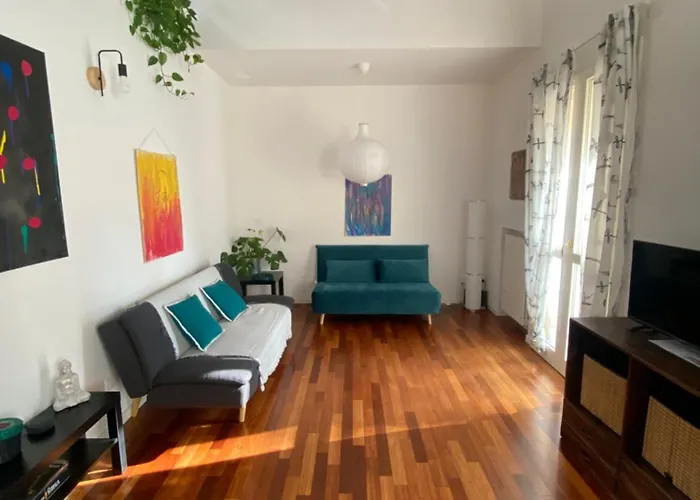 La Casa Di Giulia, Spazioso Loft Su Due Livelli A 10 Minuti Di Macchina Dal Centro