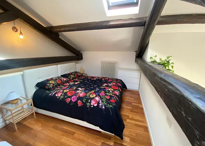 شقة La Casa Di Giulia, Spazioso Loft Su Due Livelli A 10 Minuti Di Macchina Dal Centro بولونيا