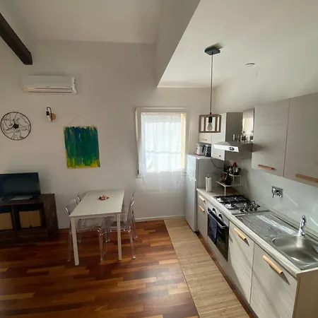 La Casa Di Giulia, Spazioso Loft Su Due Livelli A 10 Minuti Di Macchina Dal Centro 볼로냐