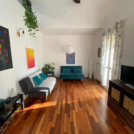 La Casa Di Giulia, Spazioso Loft Su Due Livelli A 10 Minuti Di Macchina Dal Centro