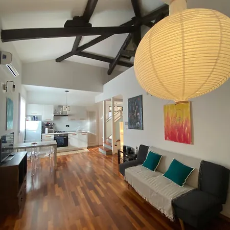 Апартаменты La Casa Di Giulia, Spazioso Loft Su Due Livelli A 10 Minuti Di Macchina Dal Centro Болонья