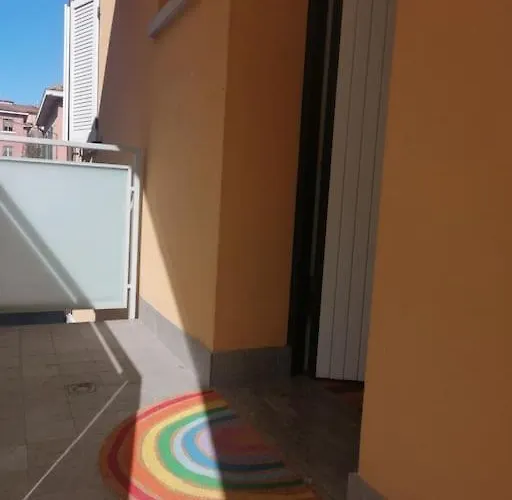 La Casa Di Giulia, Spazioso Loft Su Due Livelli A 10 Minuti Di Macchina Dal Centro Apartmán *